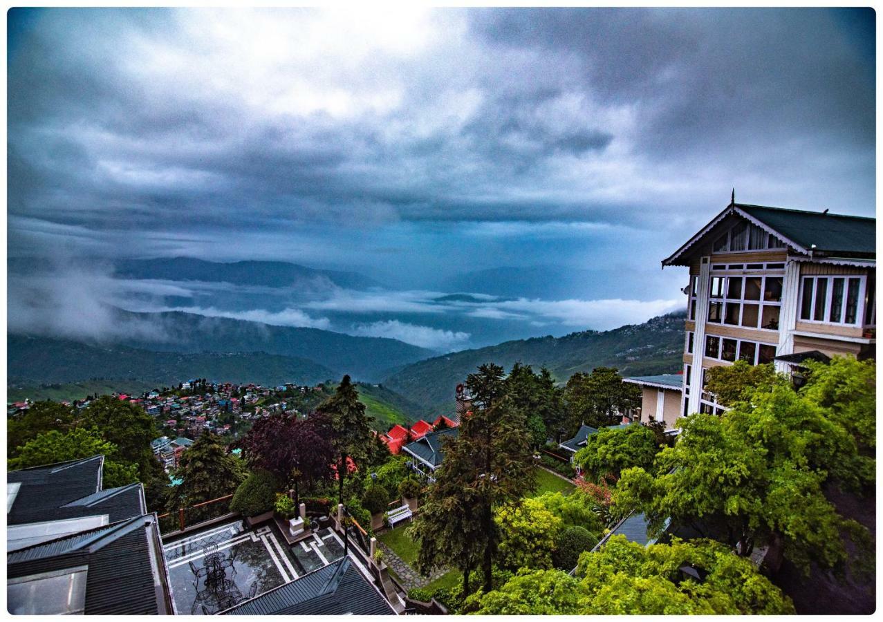 Cedar Inn Darjeeling  Eksteriør billede