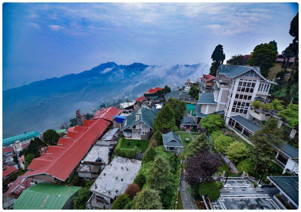 Cedar Inn Darjeeling  Eksteriør billede