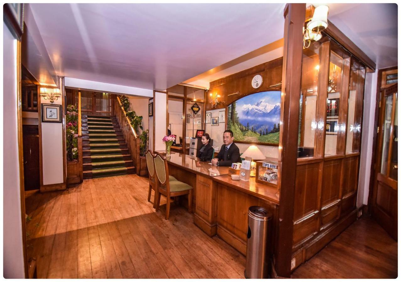 Cedar Inn Darjeeling  Eksteriør billede