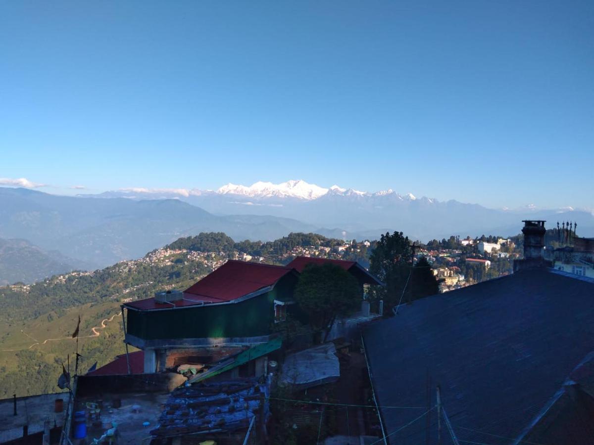 Cedar Inn Darjeeling  Eksteriør billede
